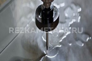 Станок лазерной резки и гравировки металла в Казани