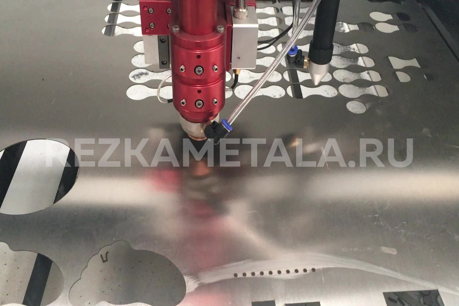 Торцевая пила для резки металла в Казани