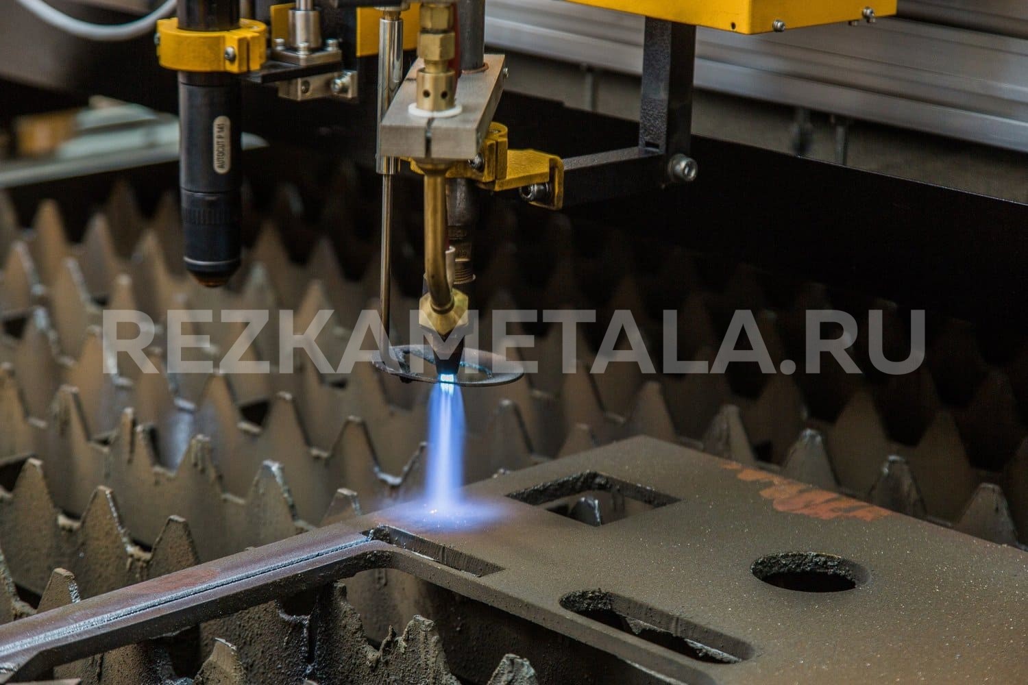 Художественная лазерная резка металла в Казани